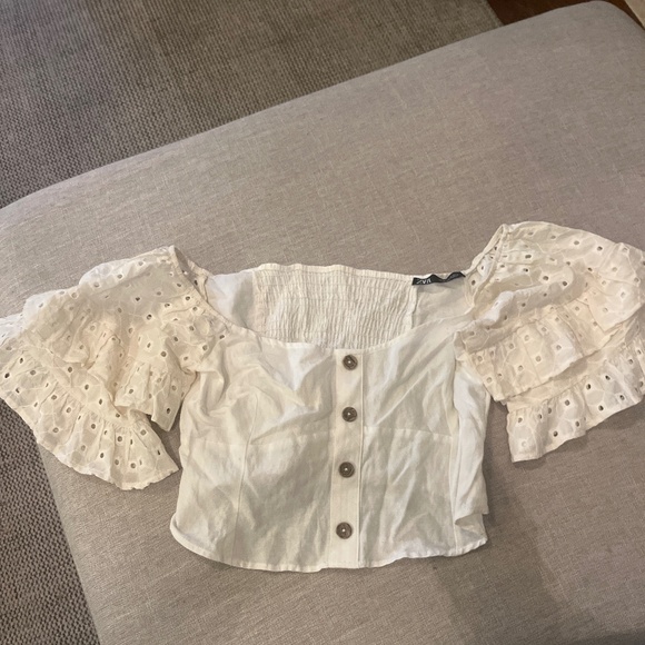 Crop top - Picture 1 of 3